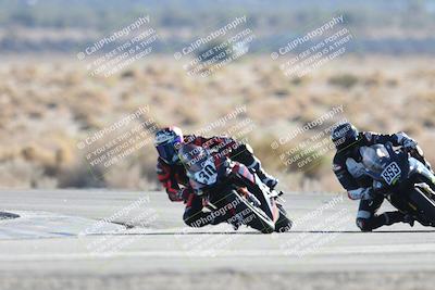 media/Dec-07-2025-CVMA (Sun) [[3e7d2de5dc]]/Race 12- Formula 40 MW and LW/